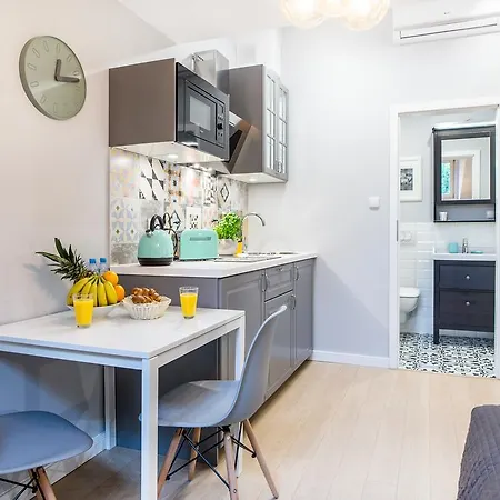 Daire Krakow Central Apartments *